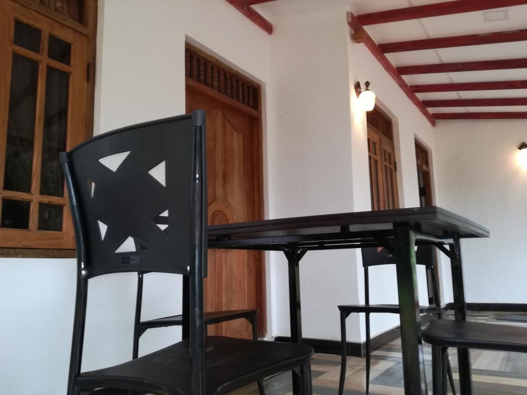 Danara Homestay Sigiriya Bagian luar foto